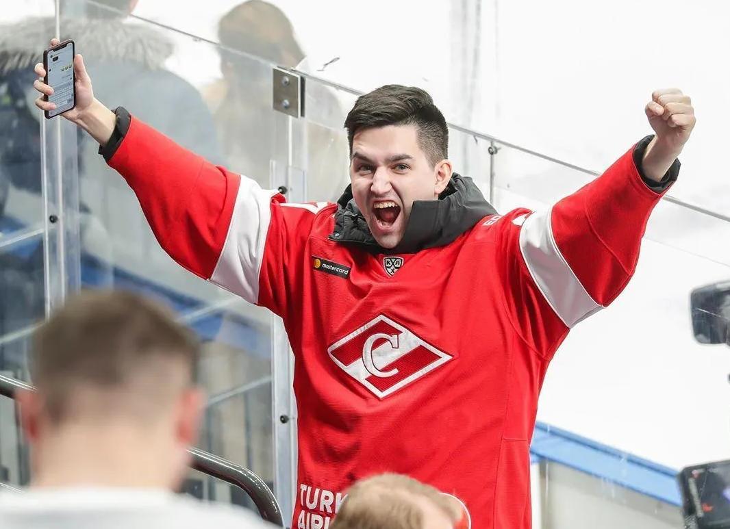 Учитель Никифор Никифорович для учеников - Кефир Кефирыч. Преподаватели, которые запомнились нам своими необычными и забавными именами