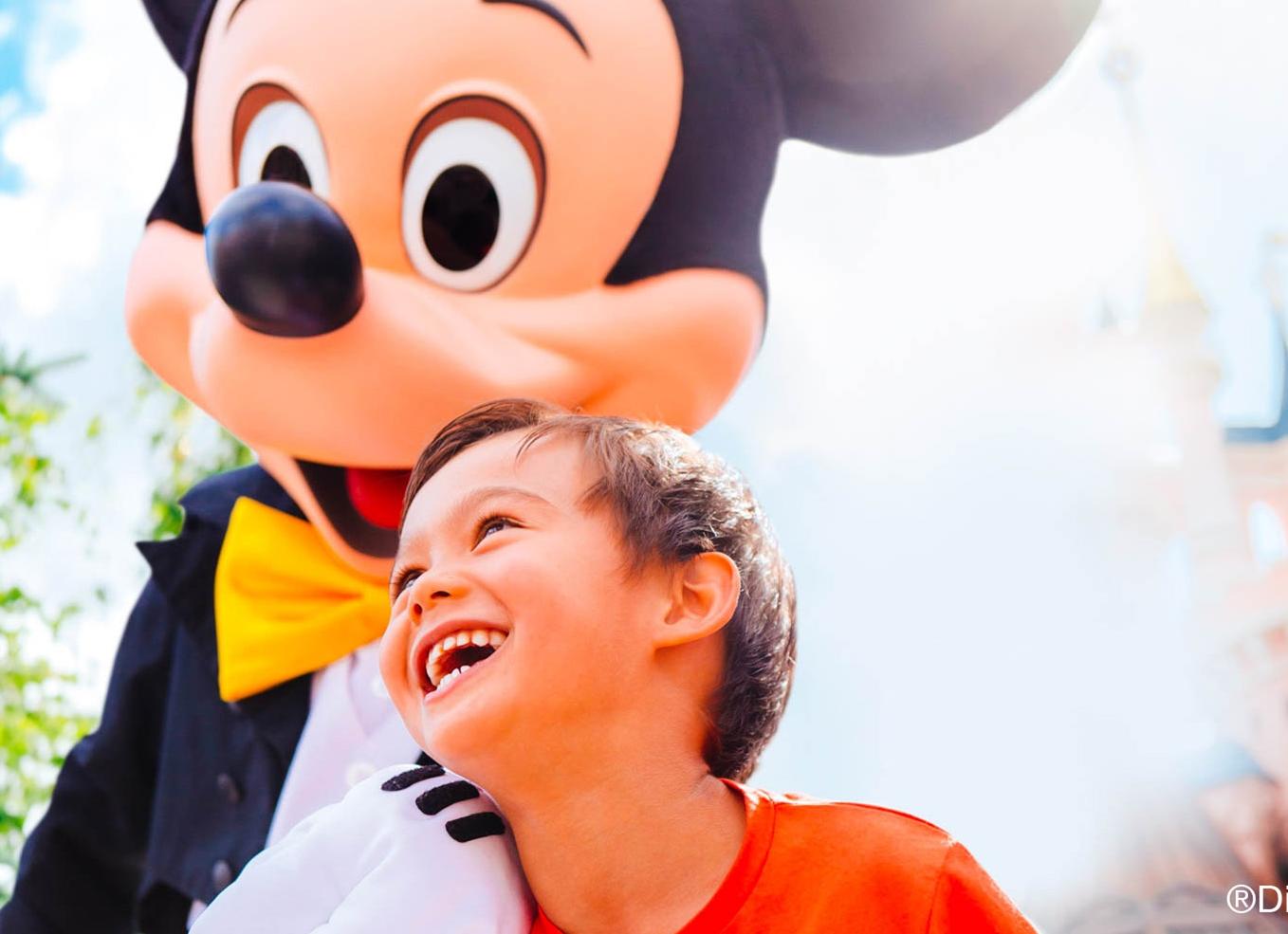 Когда весь трамвай лежит от смеха, а маме стыдно за ребенка, но деться некуда.</p>
<p>Перлы наших малышей