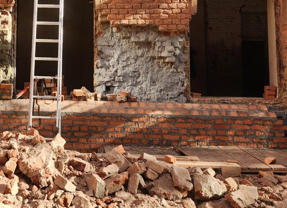 Опасная игра: Как школьница в Подмосковье чуть не сожгла класс, увлекшись PUBG на смартфоне