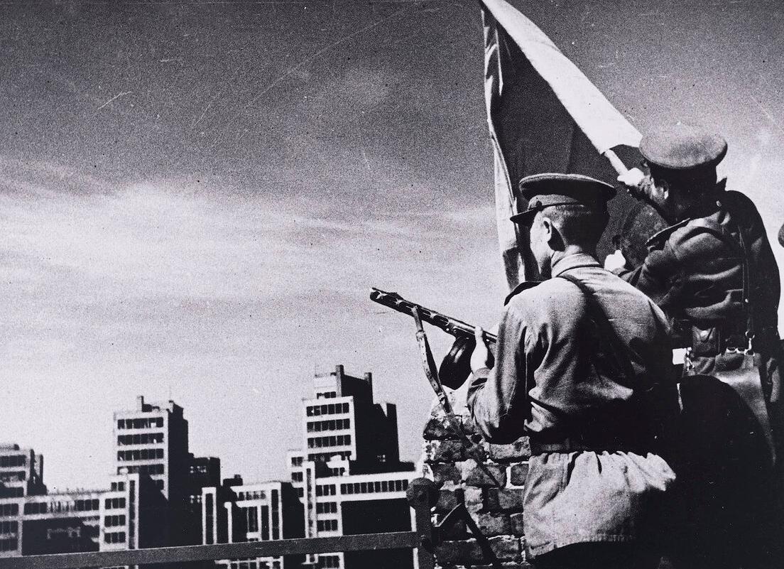 От триумфа к забвению за 3 года: как выпустить лучший европейский внедорожник и загубить его при первой возможности