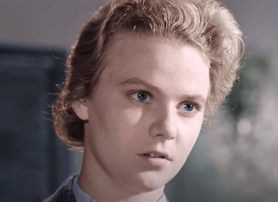 Вы помните советские фильмы на 5 баллов, если отгадаете 7/10 по кадру или песне